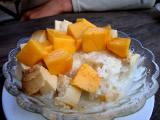 CRW_0495 Sweet sticky rice in coco milk with mango